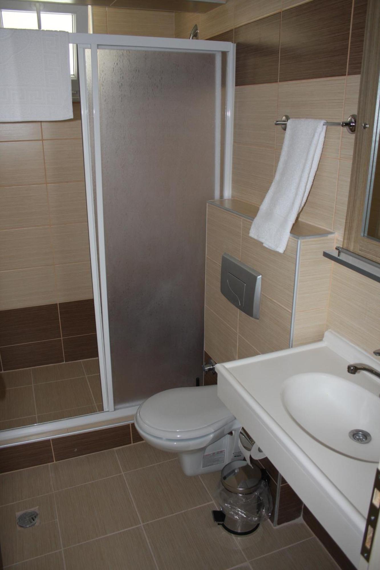 Hotel Ejder เอเจลบัท ภายนอก รูปภาพ