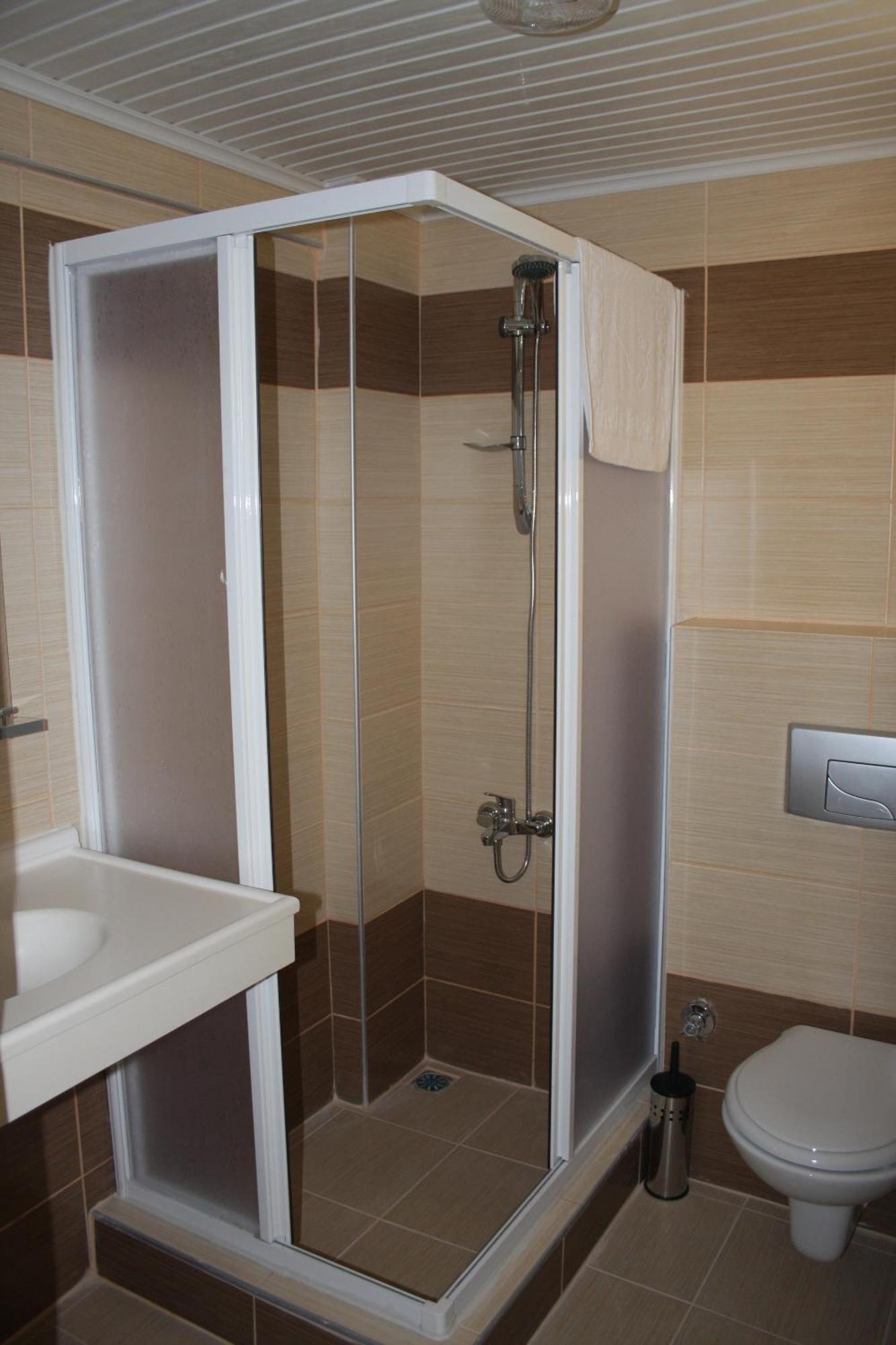 Hotel Ejder เอเจลบัท ภายนอก รูปภาพ